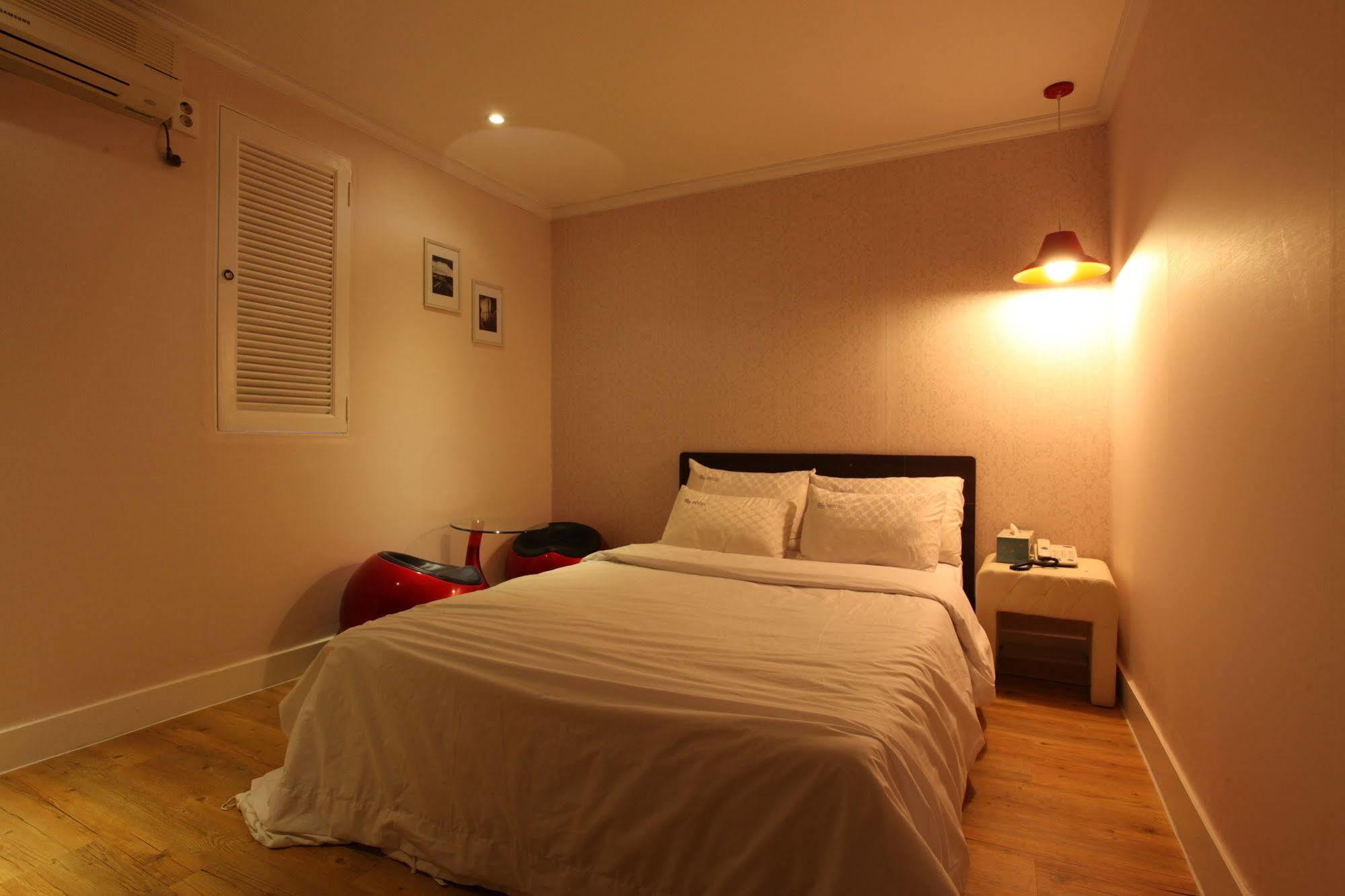 Hotel Goguma Shinchon Seoul Exterior foto